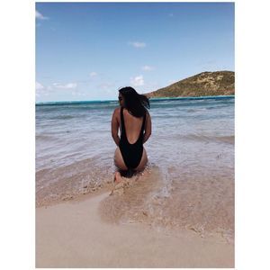 Meet your Posher, Cristina paola